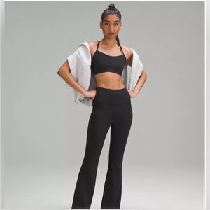 Lululemon Groove Black Flare Pants Sz 8